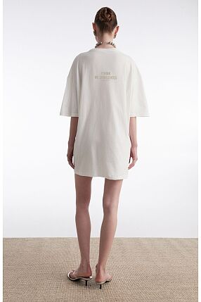 WE SHOULD KISS T-SHIRT