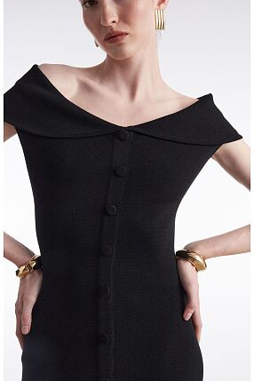 FINE LINE KNITTED DRESS