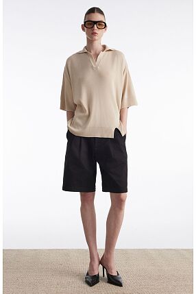 FINE LINE KNITTED POLO SHIRT