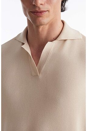 FINE LINE KNITTED POLO SHIRT