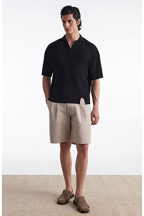 FINE LINE KNITTED POLO SHIRT