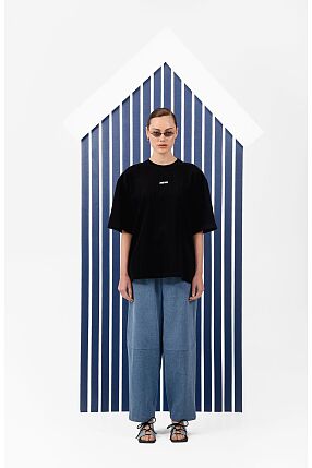 TIME OUT OVERSIZED T-SHIRT