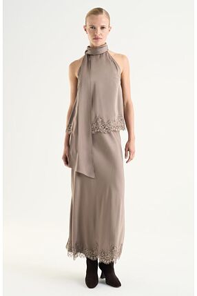 CASSANDRA LACE TOP