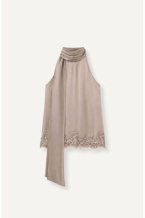 CASSANDRA LACE TOP
