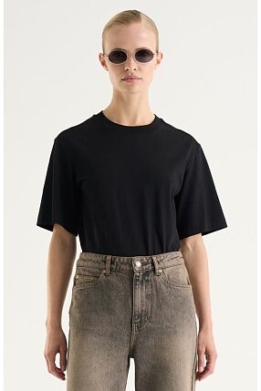 CHELSEY TEE