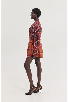 COSMOPOLITAN SHORTS
