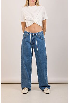 DELIA MEDIUM
