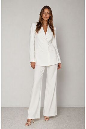 BOLD BLAZER