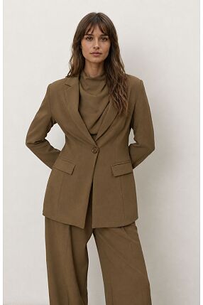 SIGNATURE JACKET
