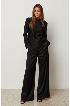 SLEEK SATIN PANTS