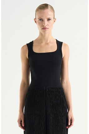 HERA SINGLET