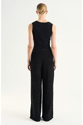 HERA SINGLET