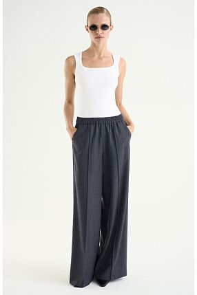 HERA SINGLET