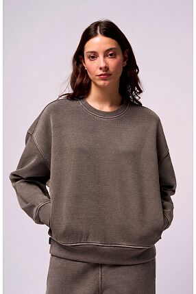 AVORI - CREW SWEATHER OVER