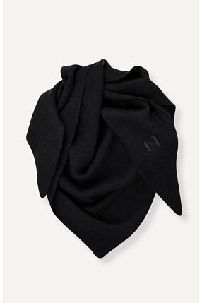 MAGGY KNITTED SCARF