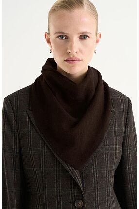 MAGGY KNITTED SCARF