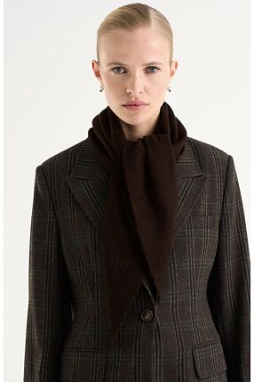 MAGGY KNITTED SCARF