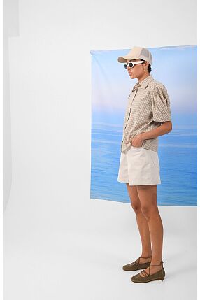 MOMENT SHORTS