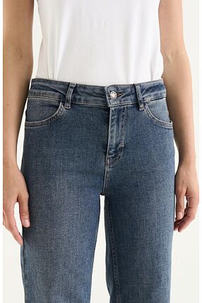 NORA JEANS