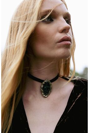ONYX CHOKER BELT