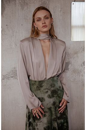 RHIA BLAZER