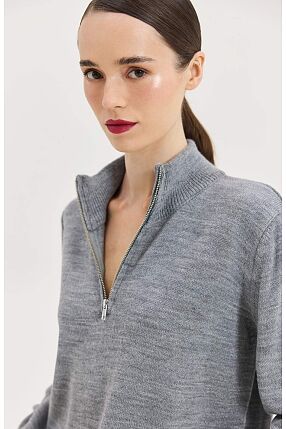 SPACE KNITTED TOP