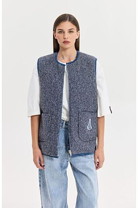TITAN VEST