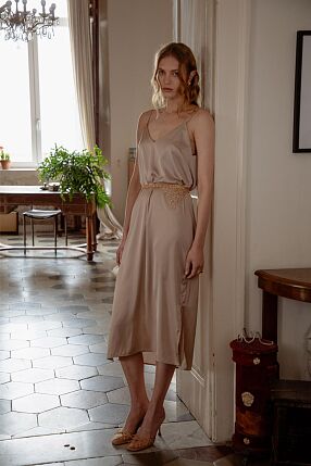 FRESH DRESS