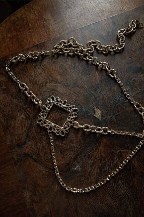 SYBIL BELT