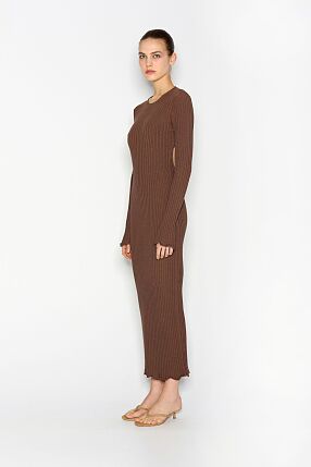 HIDDEN GEM KNITTED DRESS