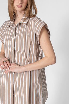 SLIT BACK SHIRT