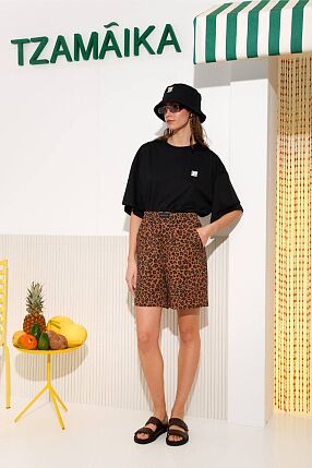 curry shorts