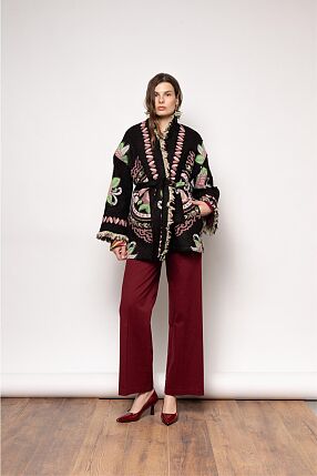 AMIRA PANT