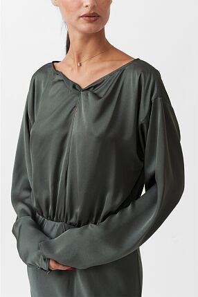 SATIN LONG FLARED DRESS