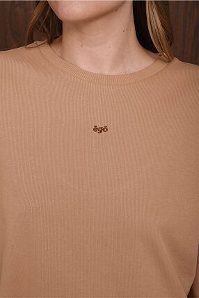 UNTOUCH TEE