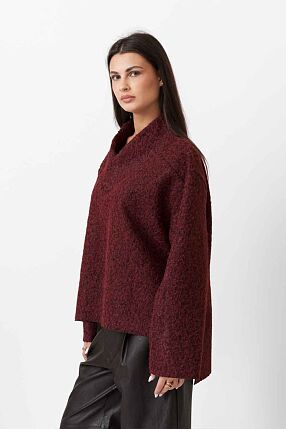 V NECK KNIT TOP