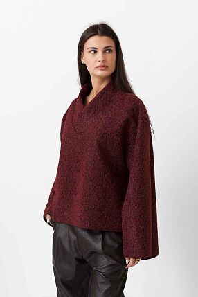 V NECK KNIT TOP