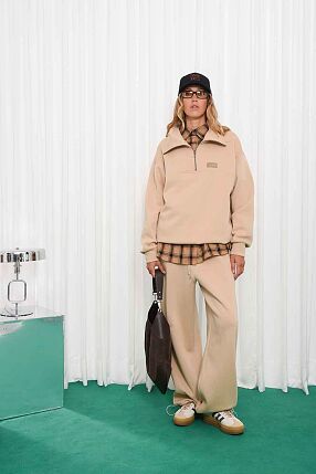 SELFHOOD ZIPPED SWEATER