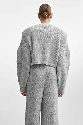 DONNA KNITTED CROPPED BLOUSE