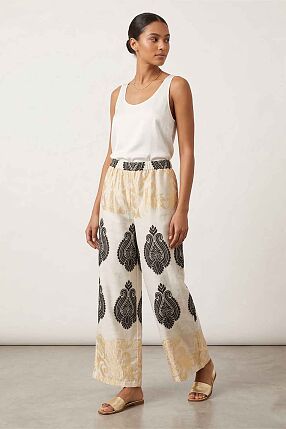 PANTS FLOWERS