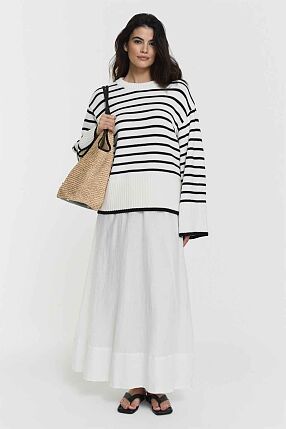 ADONI KNITTED SWEATER BLACK
