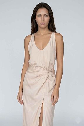 TWISTED TOP