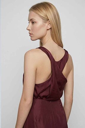 TWISTED TOP