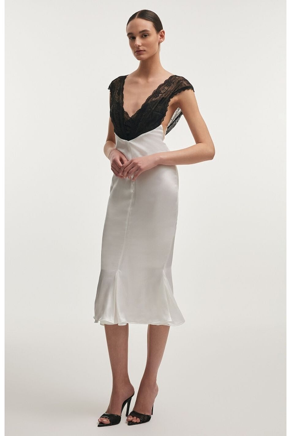 NAIA MIDI DRESS