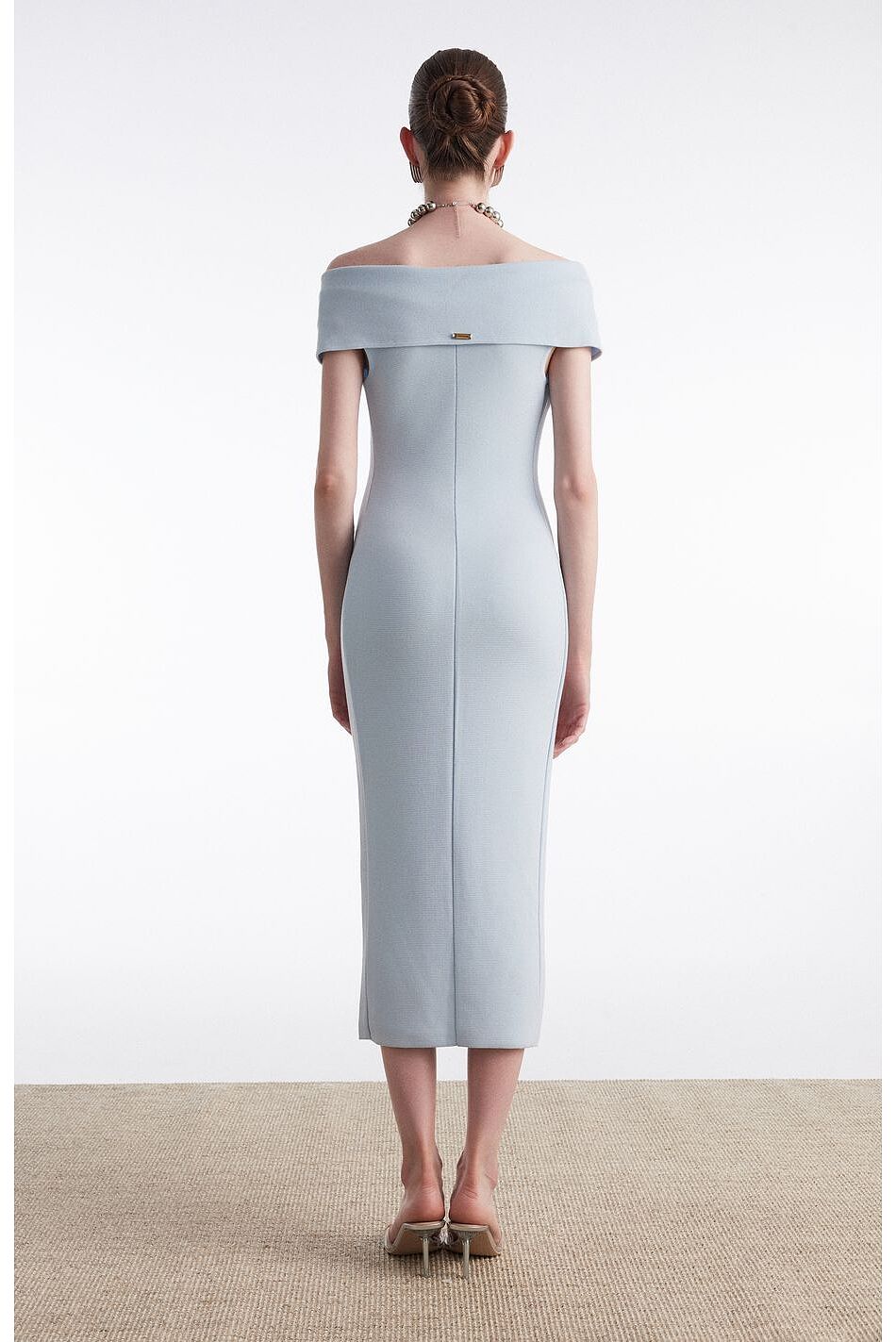 FINE LINE KNITTED DRESS