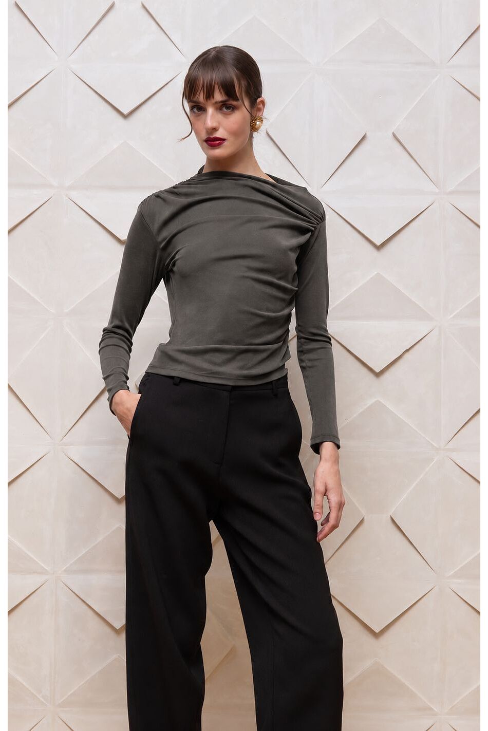 ELARA DRAPED TOP