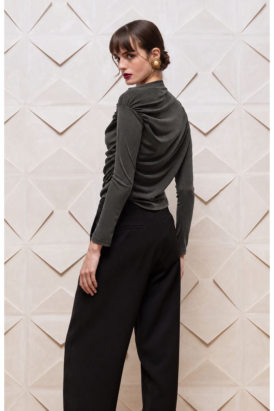 ELARA DRAPED TOP