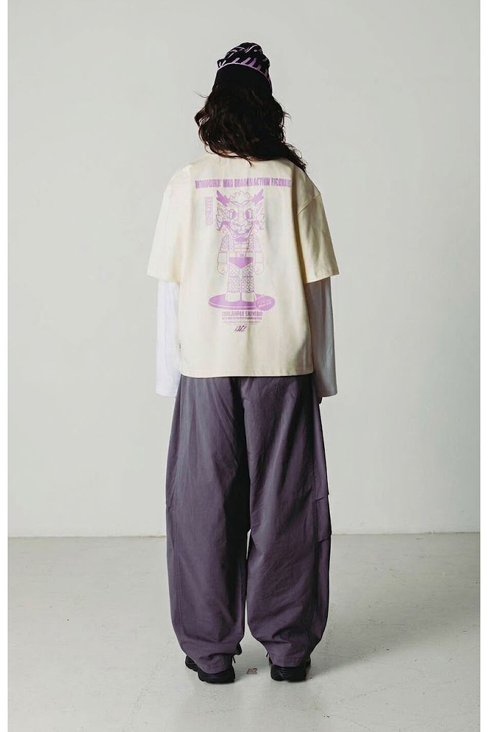 WBJUNO ACTION TEE