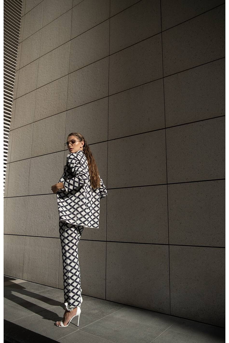GEOMETRIC LINE PANTS