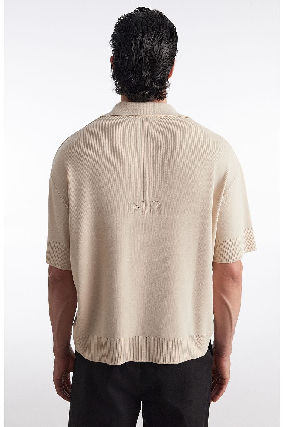 FINE LINE KNITTED POLO SHIRT